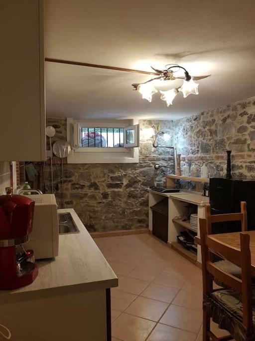 Taverna Abitazione A 15 Km Da Firenze Прато Екстериор снимка